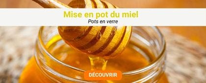 Miel dans un pot en verre